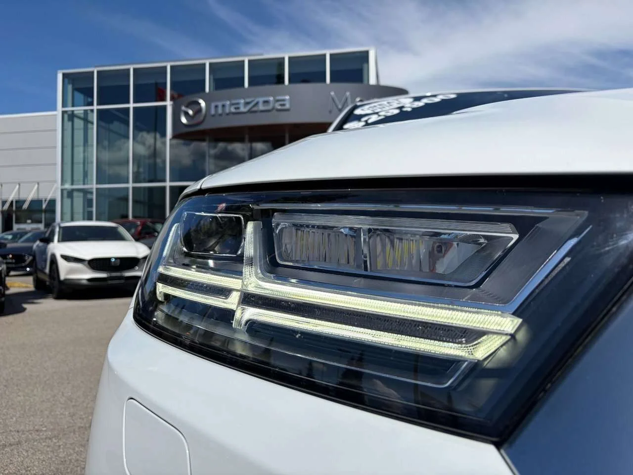 Used 2018 Glacier White Metallic Audi Technik image 3