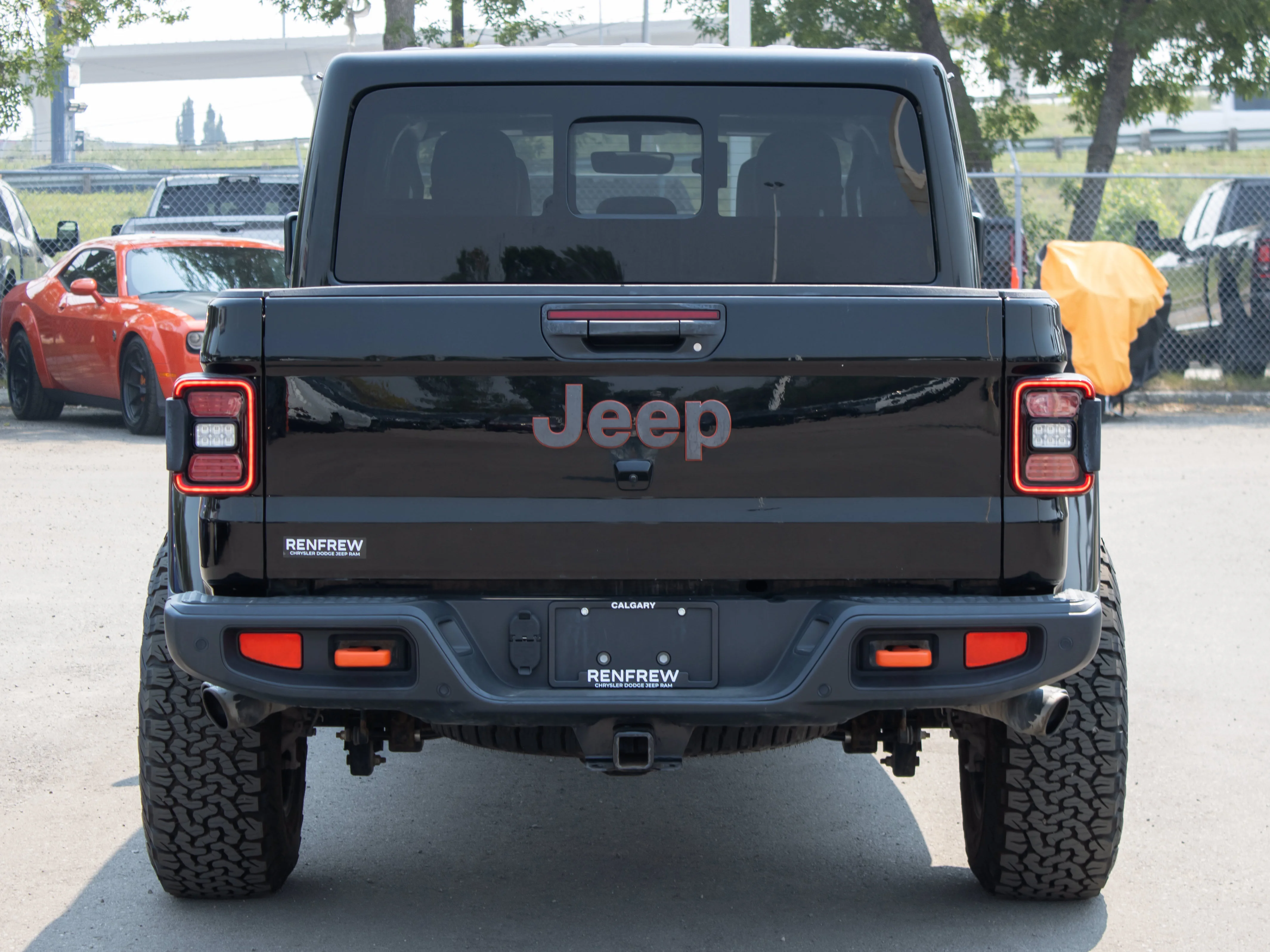 Certified Used 2021 Black Jeep Mojave * No Accidents | Heated Seats | LED Light Bar | V6 | Trailer Tow | FOX Suspension image 18