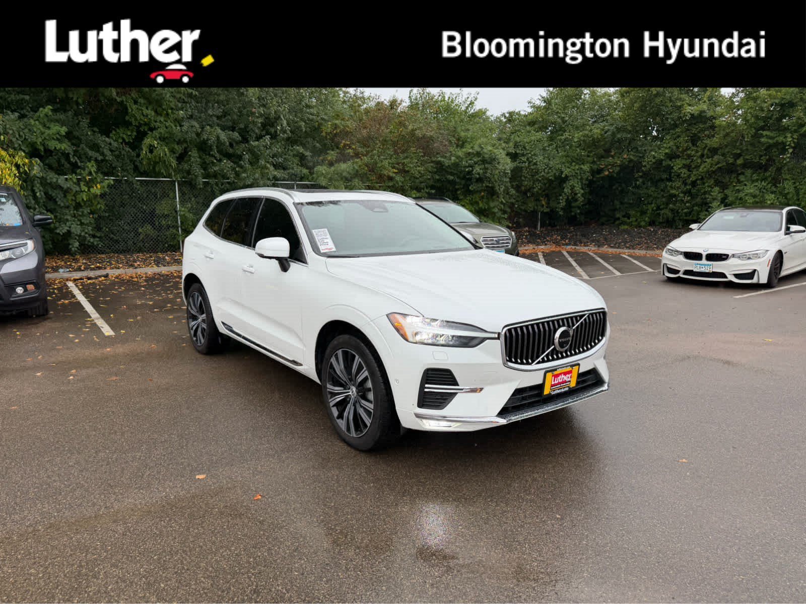 Used 2022 Crystal White Metallic Volvo Inscription image 1