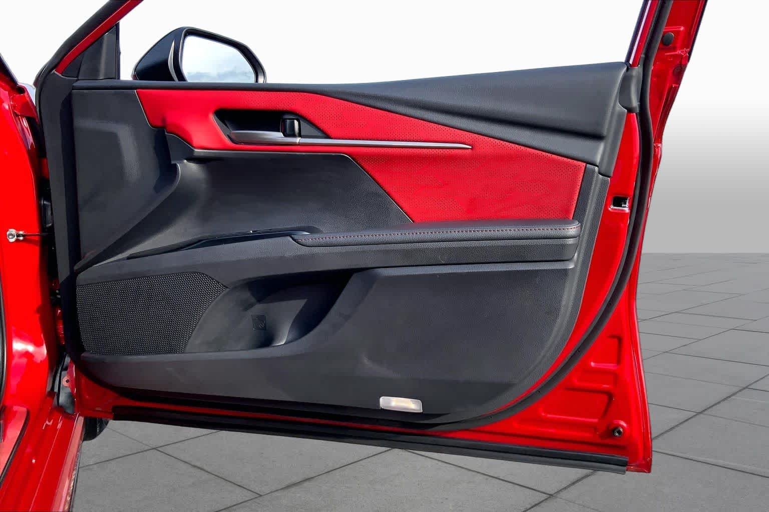 Used 2026 Supersonic Red w/Midnight Black Metallic Roof Toyota XSE image 22