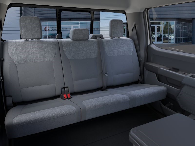 New 2026 Oxford White Ford XLT image 12