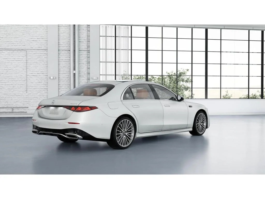 New 2027 White Mercedes-Benz S 580 image 21