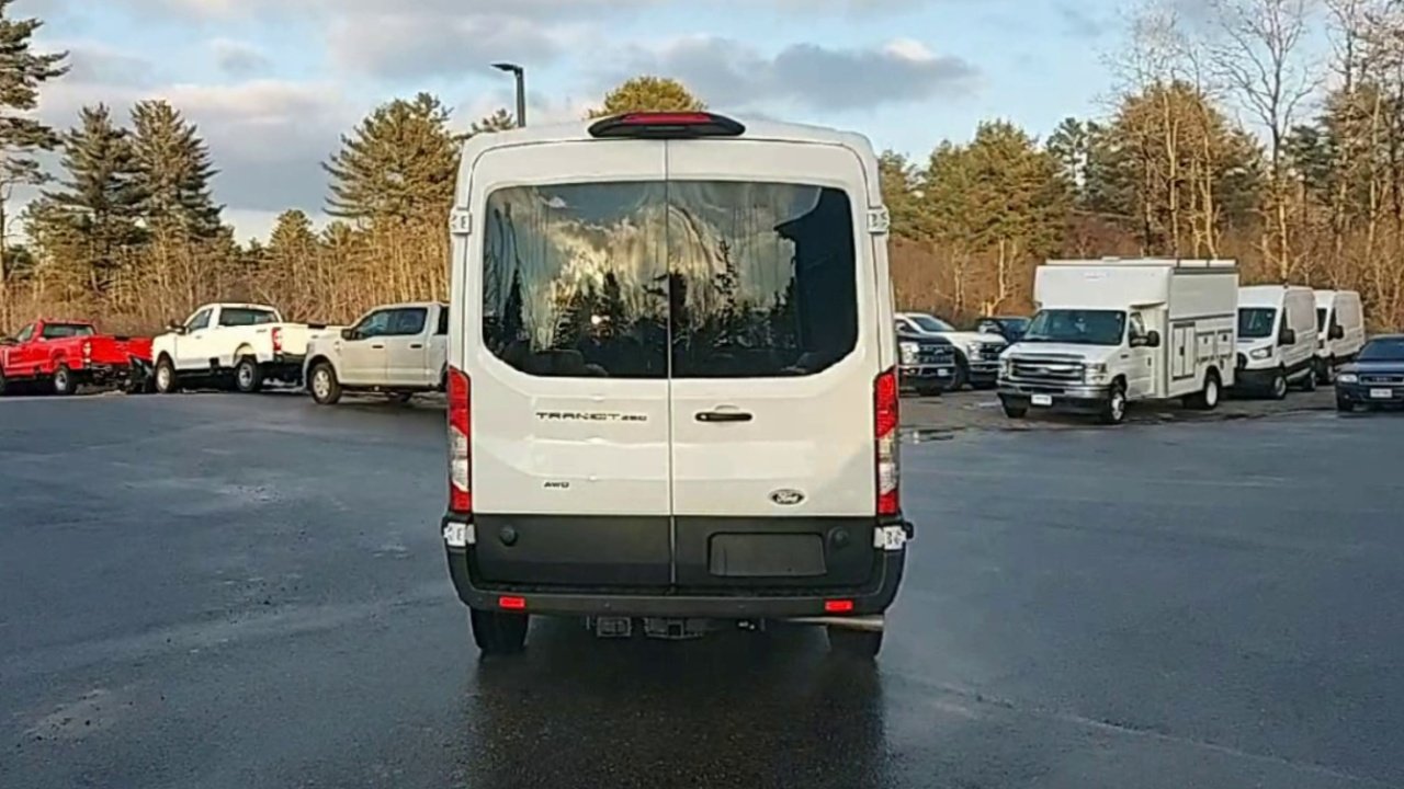 New 2026 Oxford White Ford Cargo Van image 19