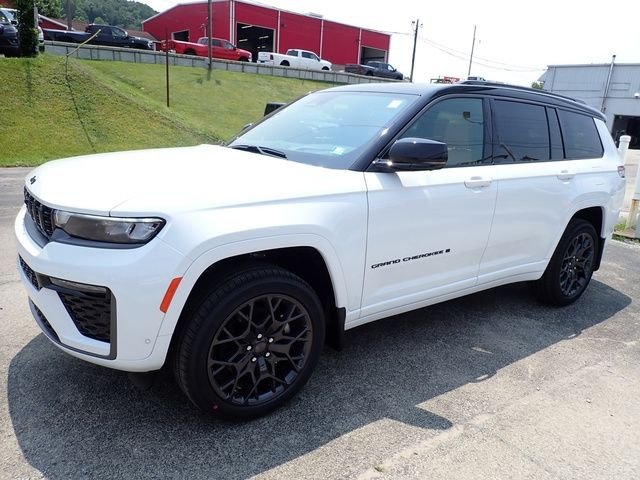 New 2026 Bright White Clear-Coat Exterior Paint Jeep Summit image 2