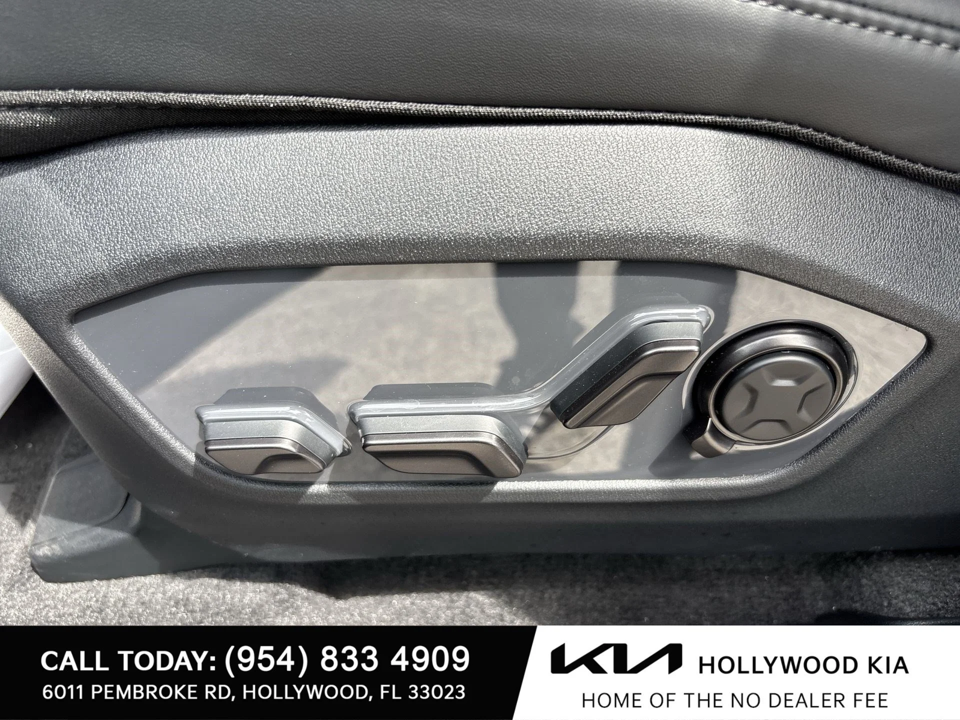 New 2027 Ebony Black Kia X-LINE SX PRESTIGE image 16