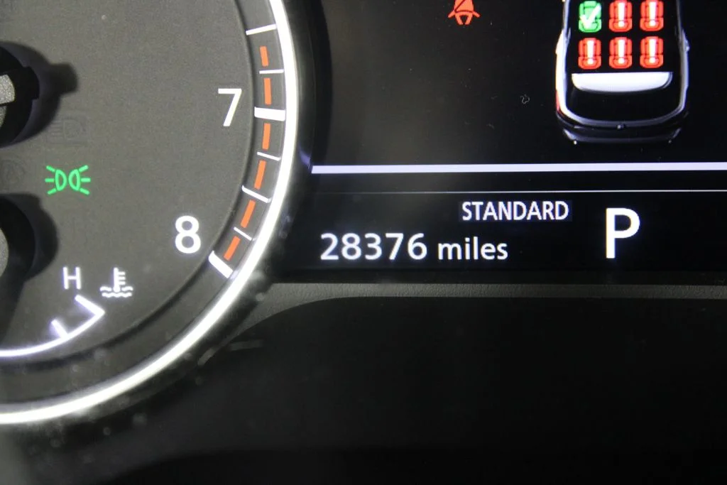 2025 Nissan Pathfinder SV - Photo 28