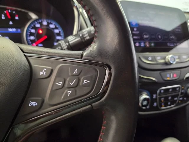 Used 2022 Summit White Chevrolet RS image 27