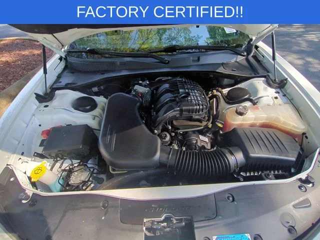 Used 2023 White Dodge SXT image 37
