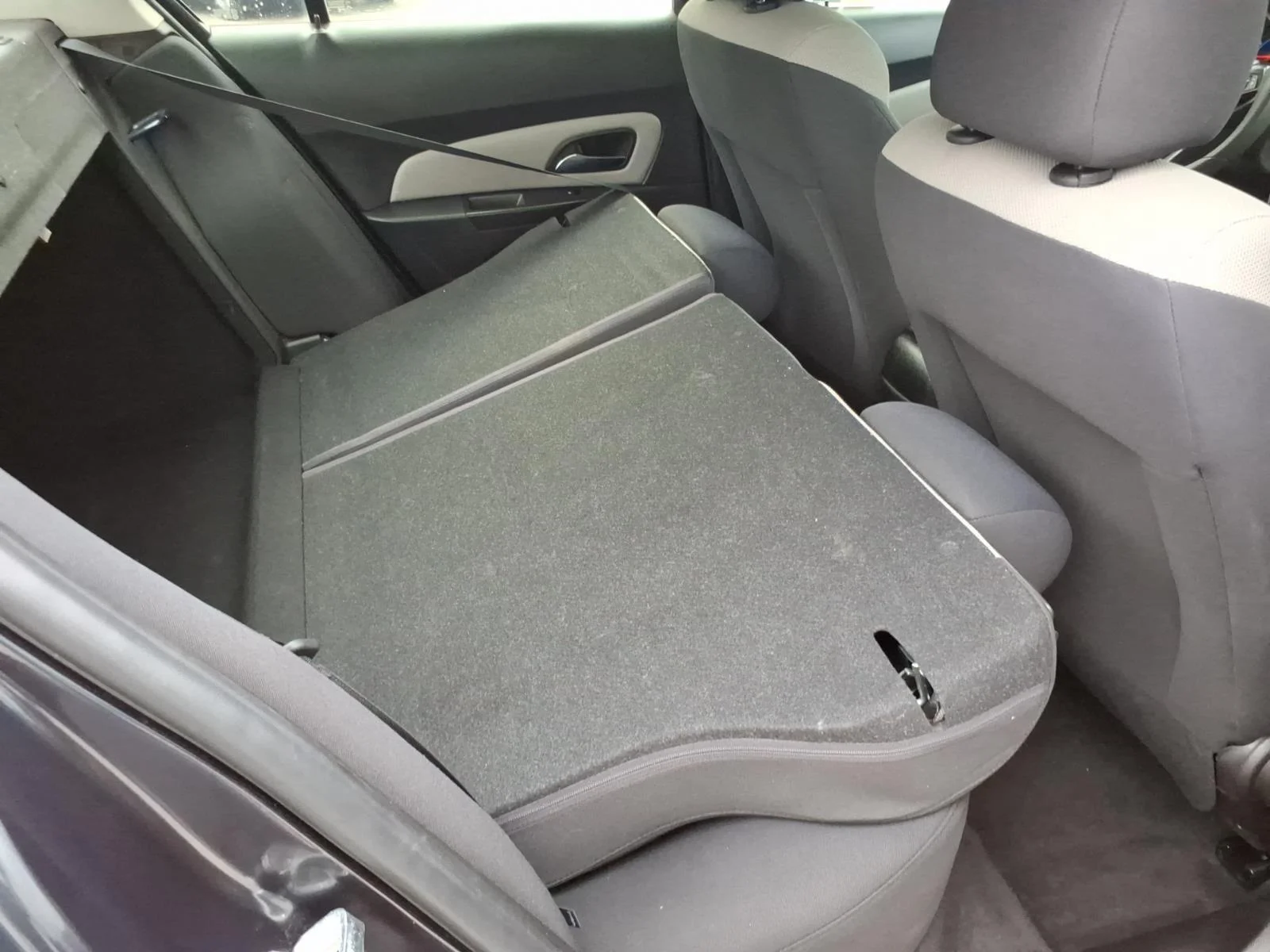 Used 2016 Blue Ray Metallic Chevrolet LS image 23