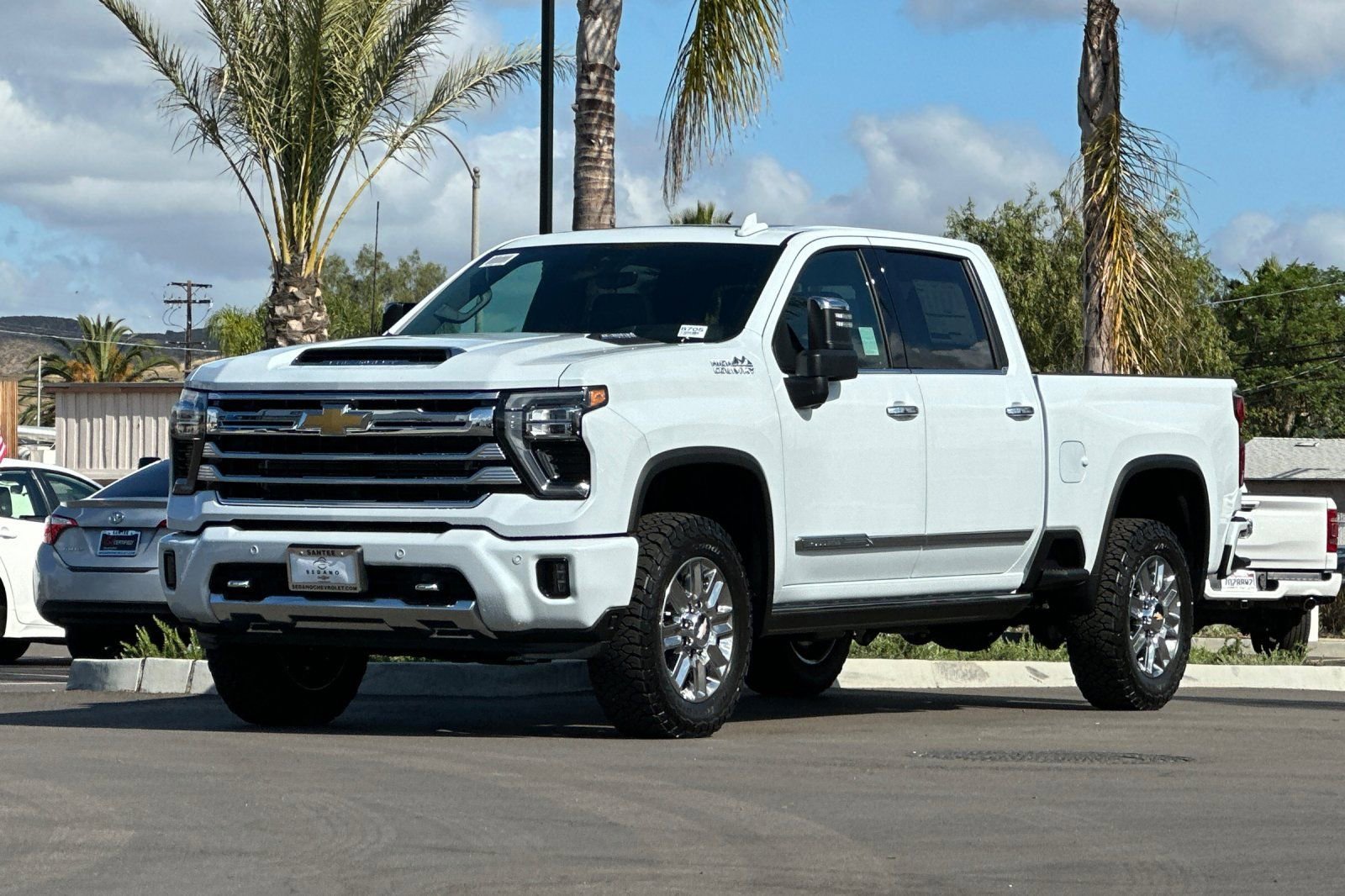 New 2026 Polar White Tricoat Chevrolet High Country image 8