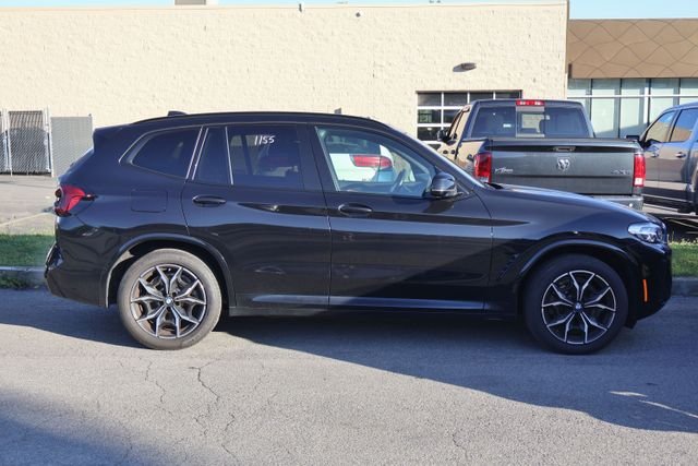 Used 2023 Black BMW xDrive30i image 4