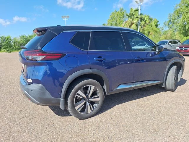 Used 2023 Blue Nissan SL image 7