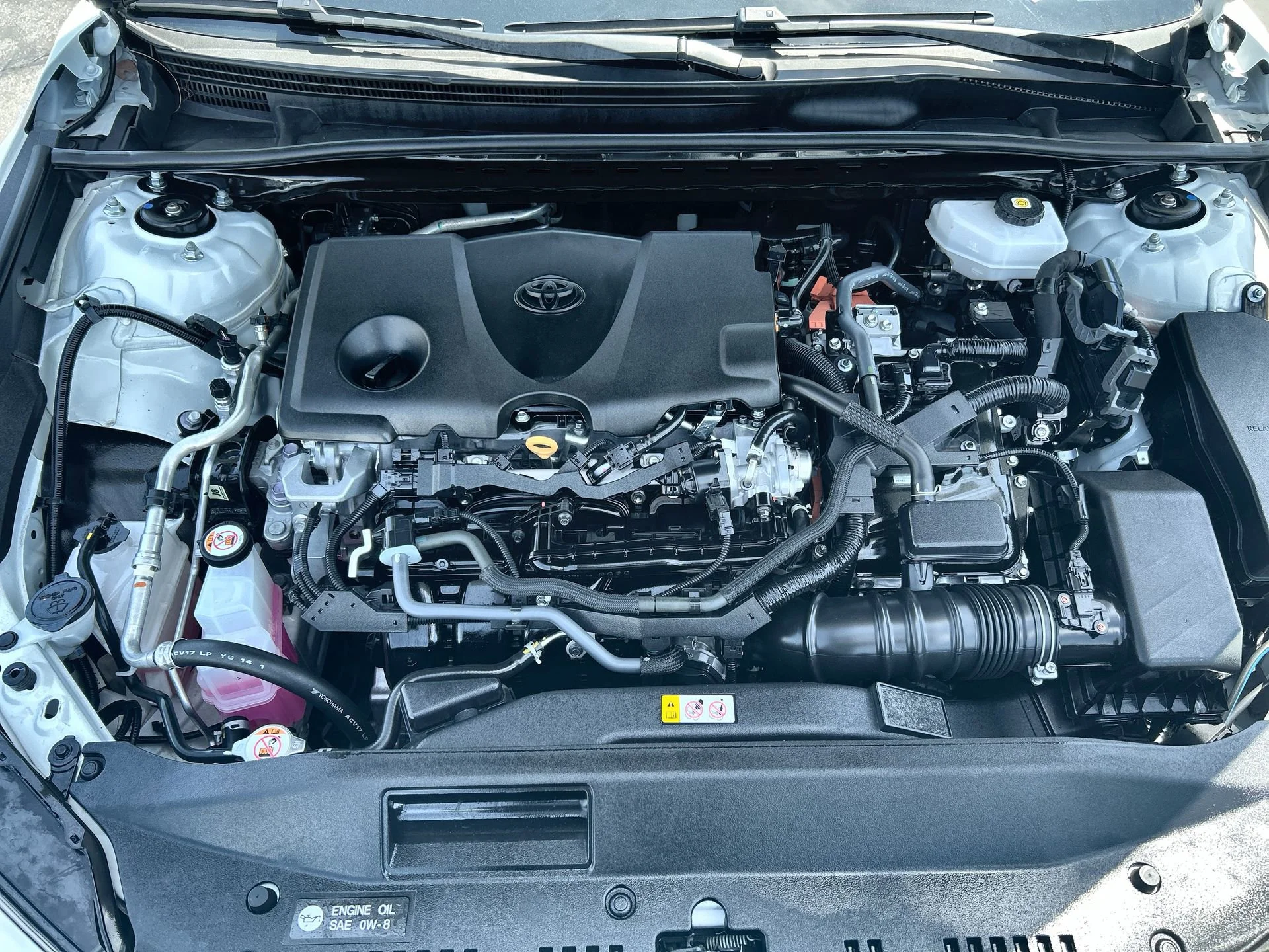 Used 2025 Ice Cap Toyota SE image 17