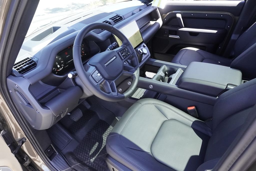 New 2026 Gondwana Stone LAND ROVER X-Dynamic SE image 18