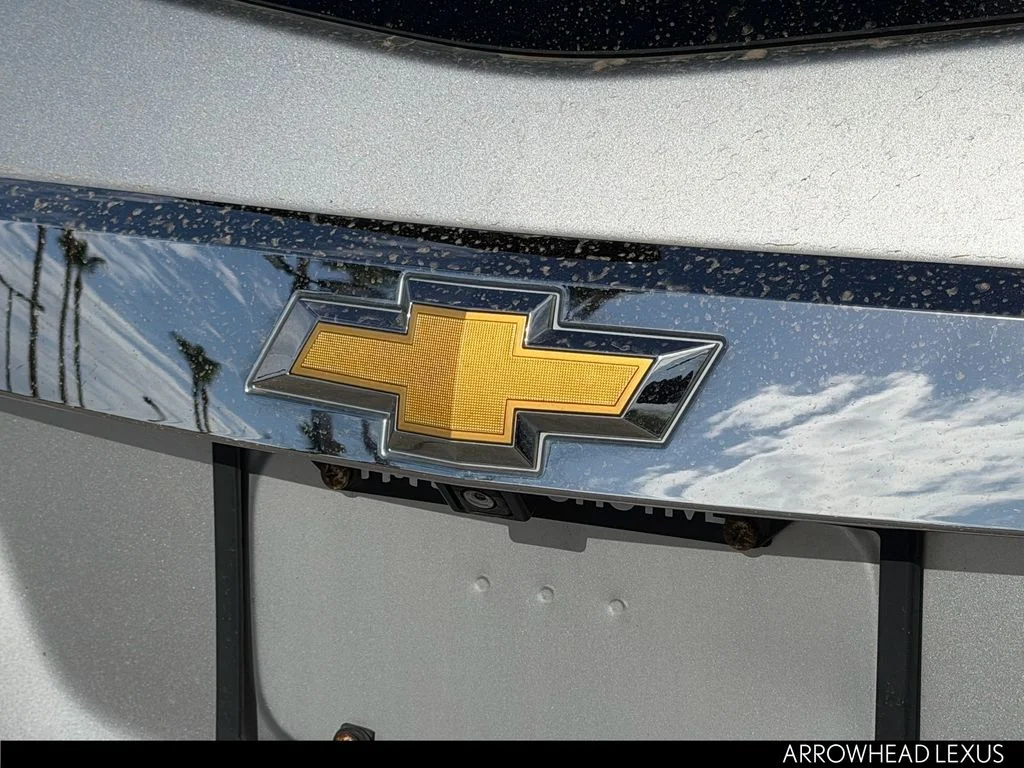 Used 2014 Silver Chevrolet LT image 12