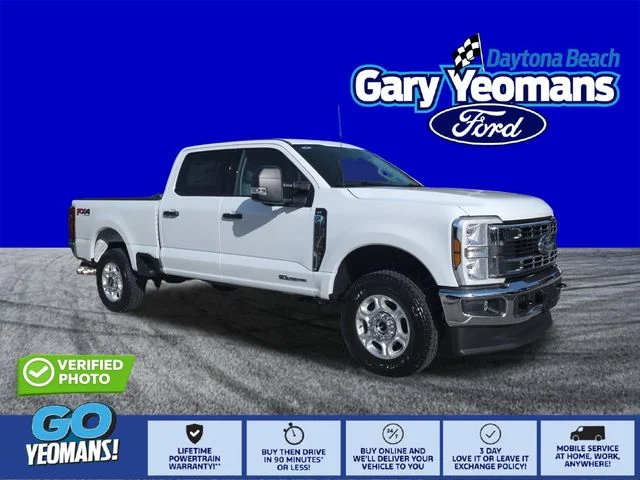 New 2026 Oxford White Ford F-250® XLT image 1