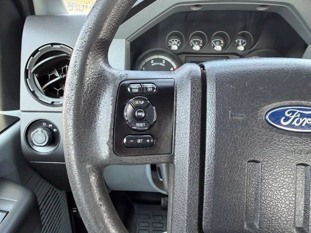 Used 2011 Oxford White Ford XL image 20