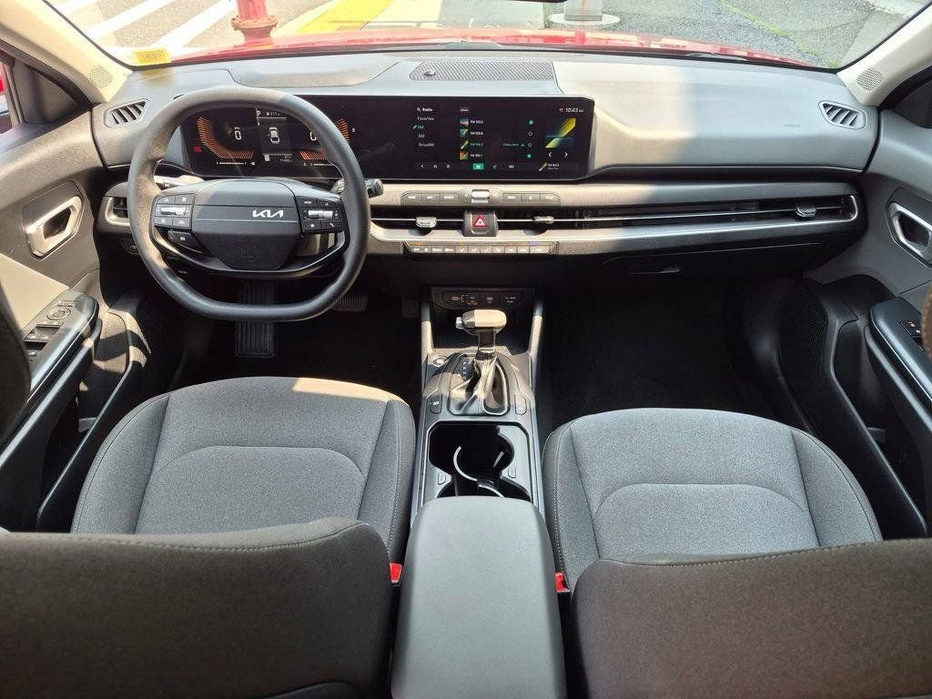 Used 2025 Red Kia LXS image 19