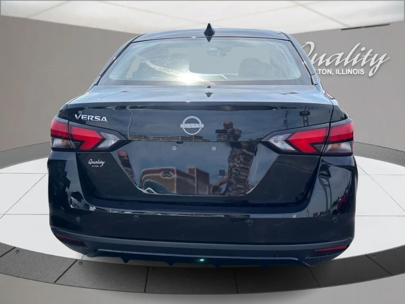 Used 2025 Super Black Nissan SV image 5