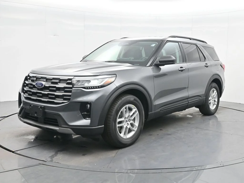 2026 Ford Explorer's photo