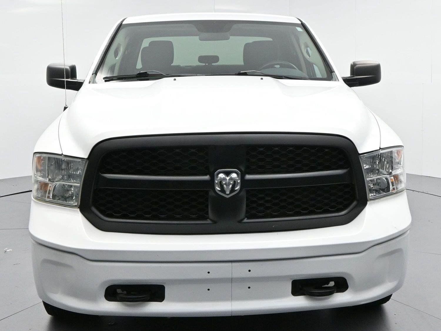 Used 2015 Bright White Clearcoat Ram Tradesman image 2