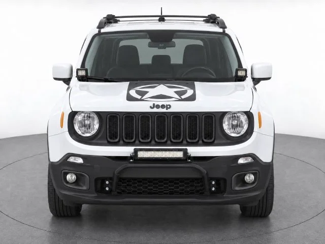 Used 2015 Alpine White Jeep Latitude image 5