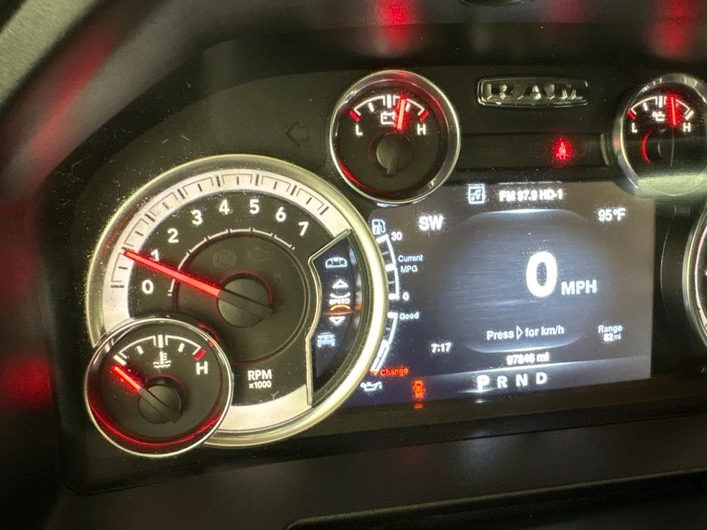 Used 2021 White Ram Warlock image 30