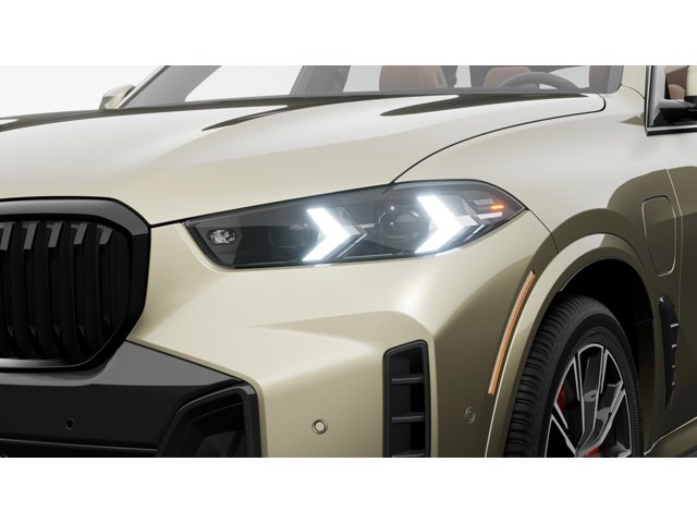 Used 2026 Manhattan Green Metallic BMW xDrive50e image 6