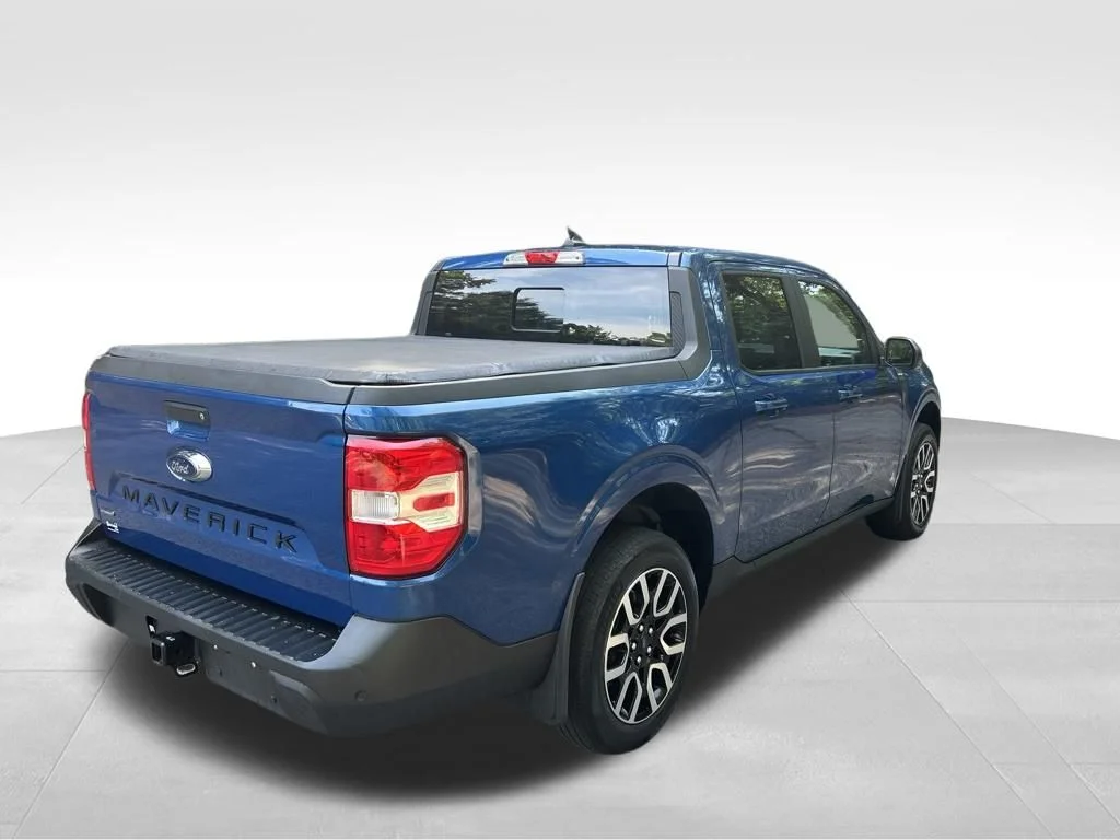 Used 2023 Blue Ford Lariat image 5