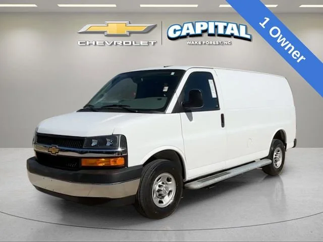 2024 Chevrolet Express 2500 Work Van HD's photo