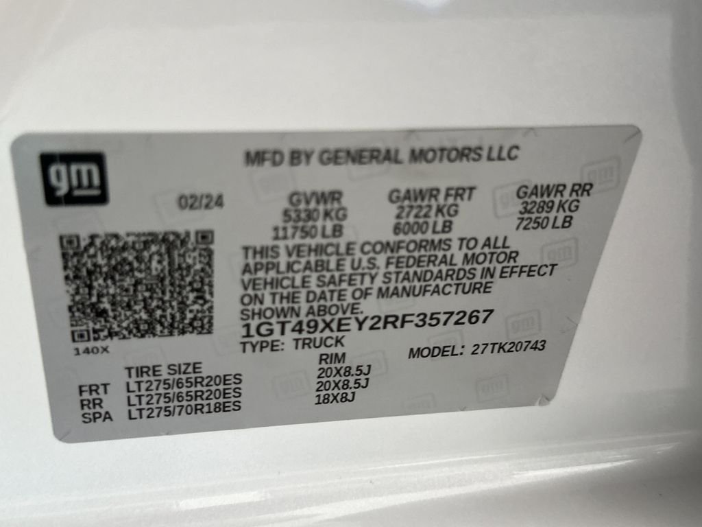 Used 2024 White GMC Denali Ultimate image 41