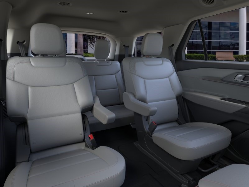 New 2026 Space White Metallic Ford Active image 11