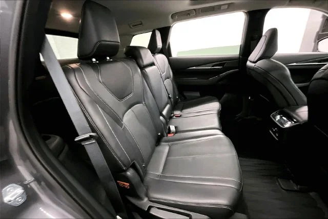 Used 2022 Graphite Shadow INFINITI LUXE image 26