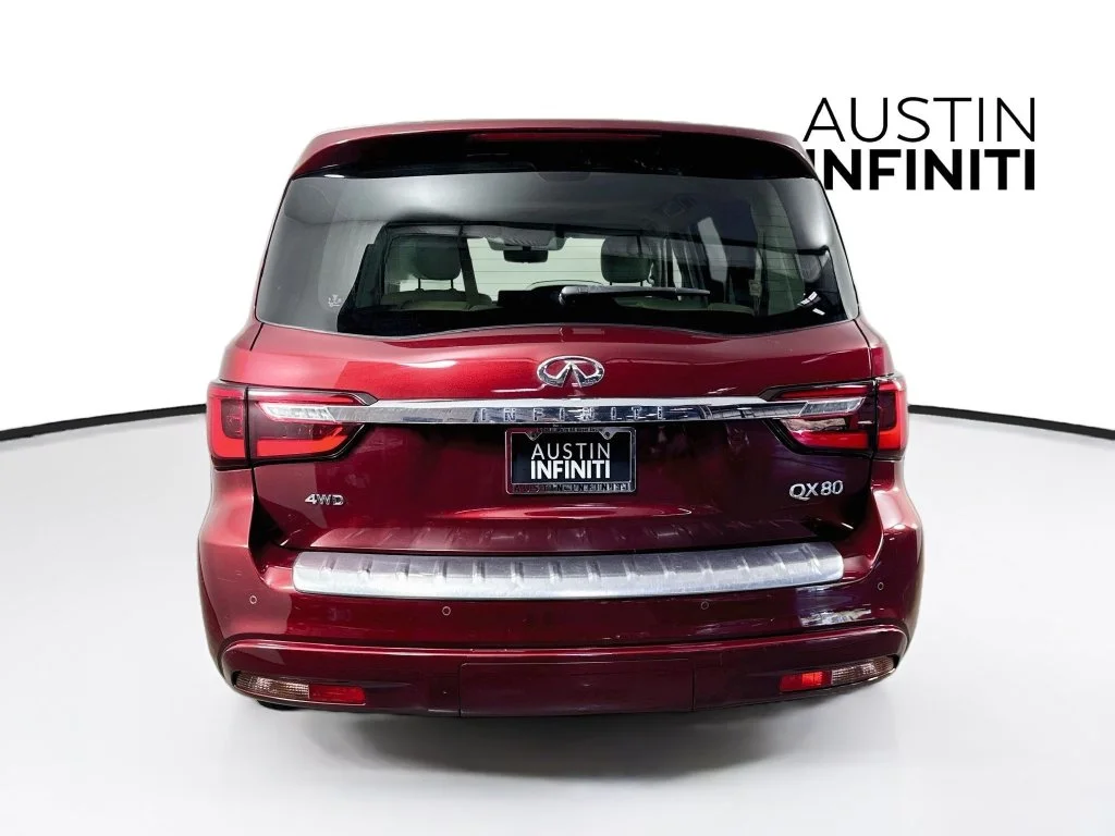Certified Used 2022 Red INFINITI LUXE image 8