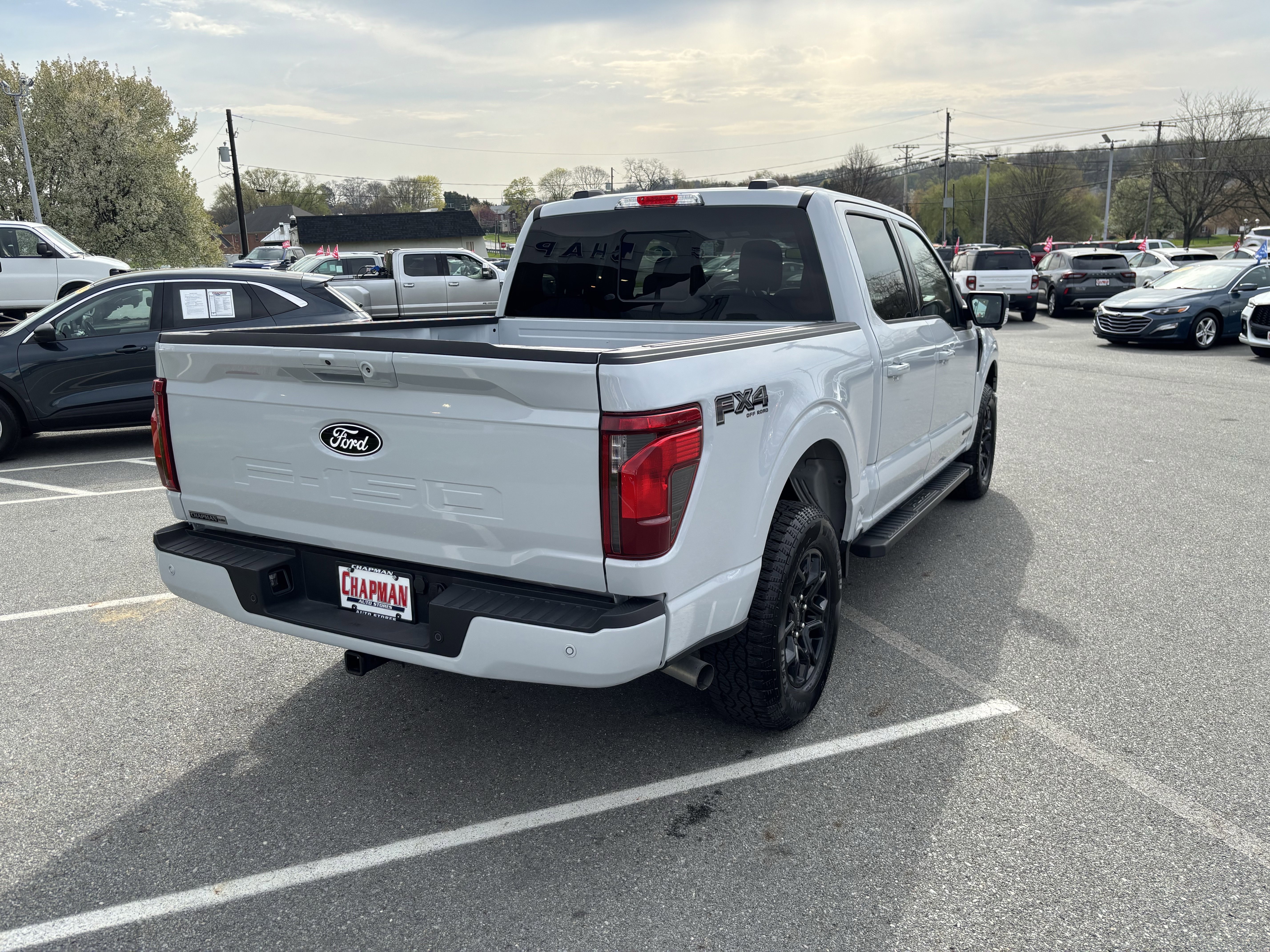 2025 Ford F-150 XLT - Photo 7