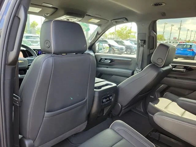 2025 Chevrolet Tahoe Premier - Photo 16