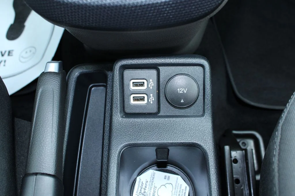 Used 2022 Black Metallic Ford XLT image 21