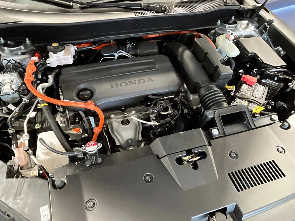 New 2026 Solar Silver Metallic Honda Sport-L image 12