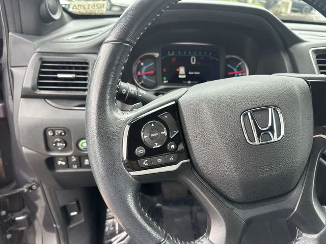 Used 2021 Gray Honda Touring image 17