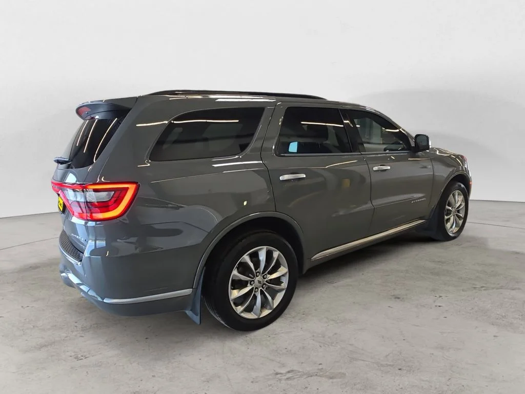 Used 2022 Gray Dodge Citadel image 8