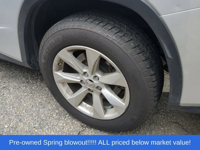 Used 2016 Silver Lexus 350 image 12