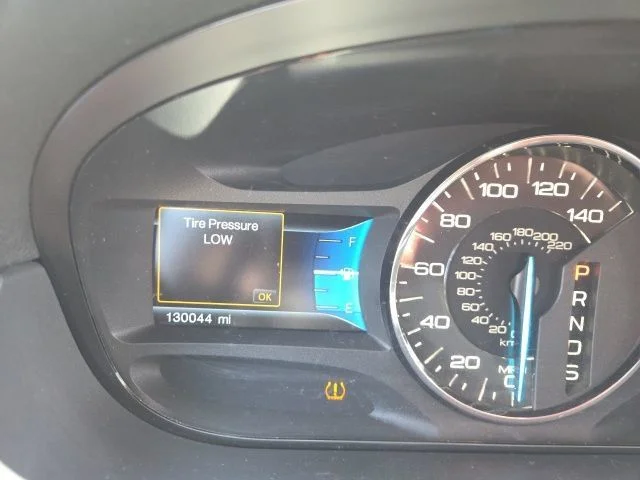 Used 2014 Black Ford Limited image 9