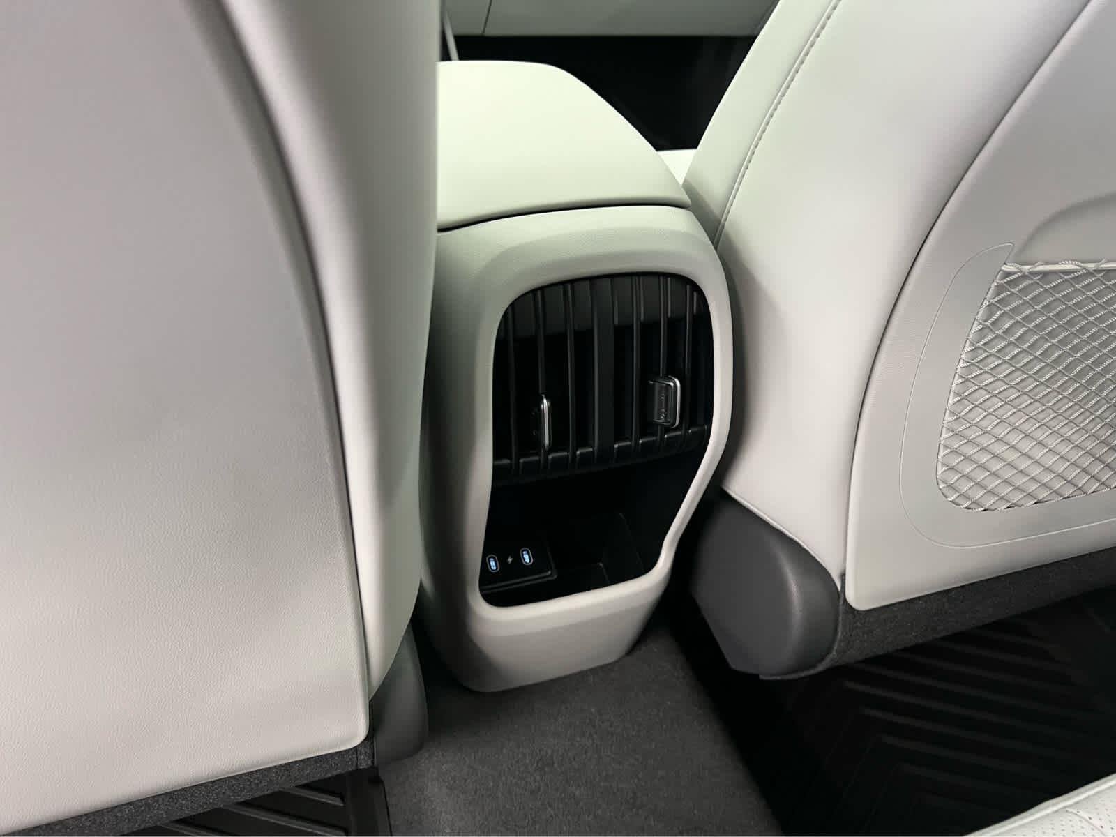 New 2026 Ecotronic Gray Pearl Hyundai Limited AWD image 31