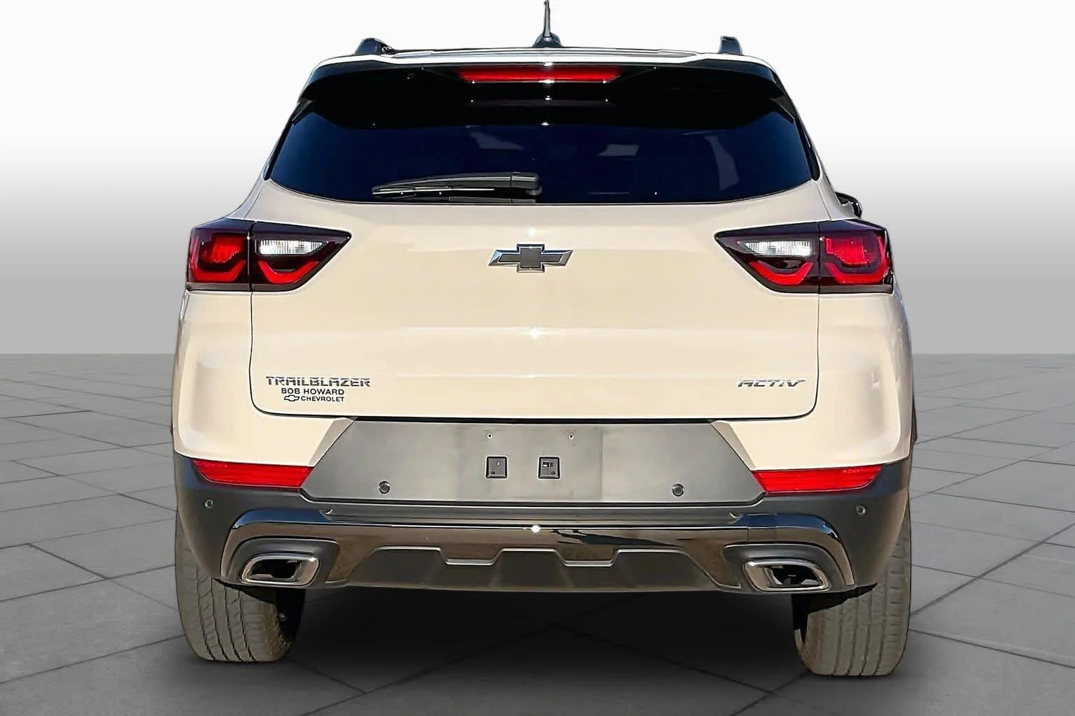 Used 2026 White Sands Chevrolet ACTIV image 3