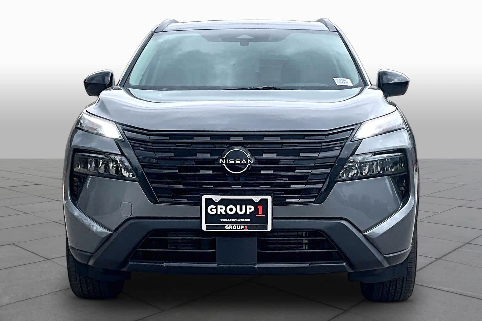 New 2027 Gun Metallic Nissan Dark Armor image 3
