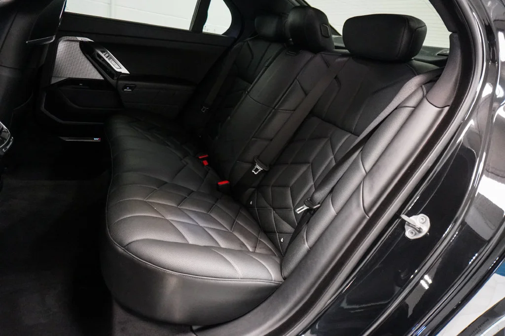 Used 2023 Black BMW 760i xDrive image 8