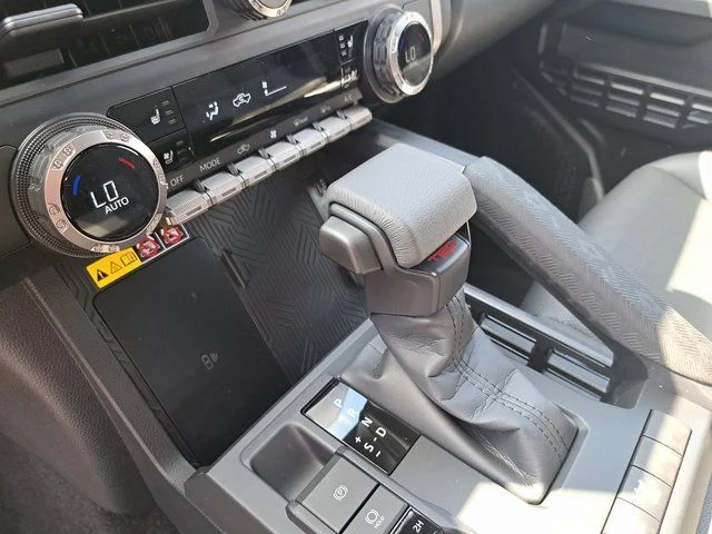 2026 Toyota Tacoma TRD Off Road - Photo 13