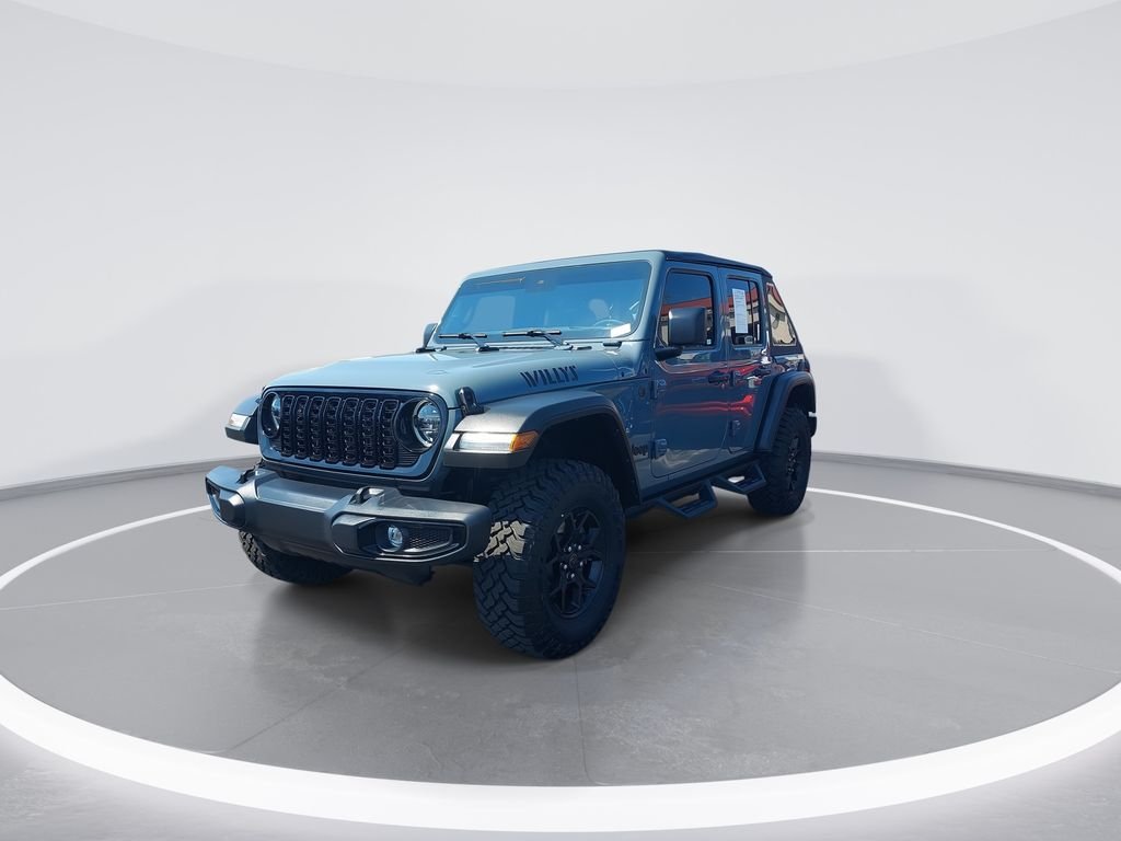 Used 2024 Gray Jeep Sport image 4