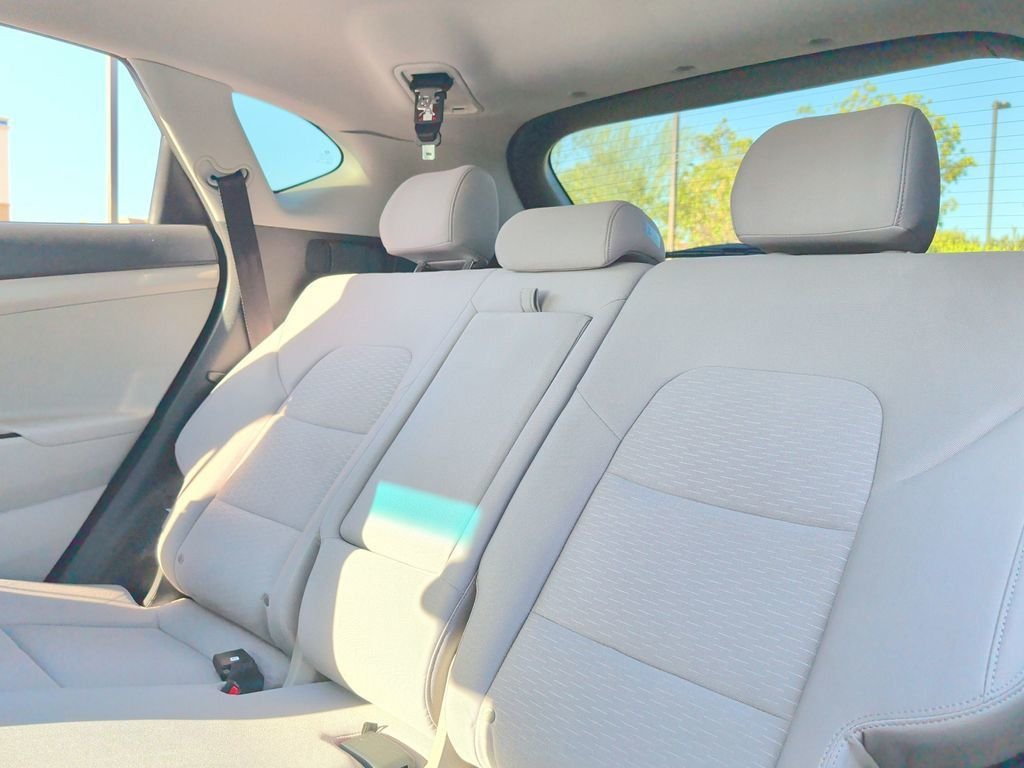 Used 2020  Hyundai SEL image 22