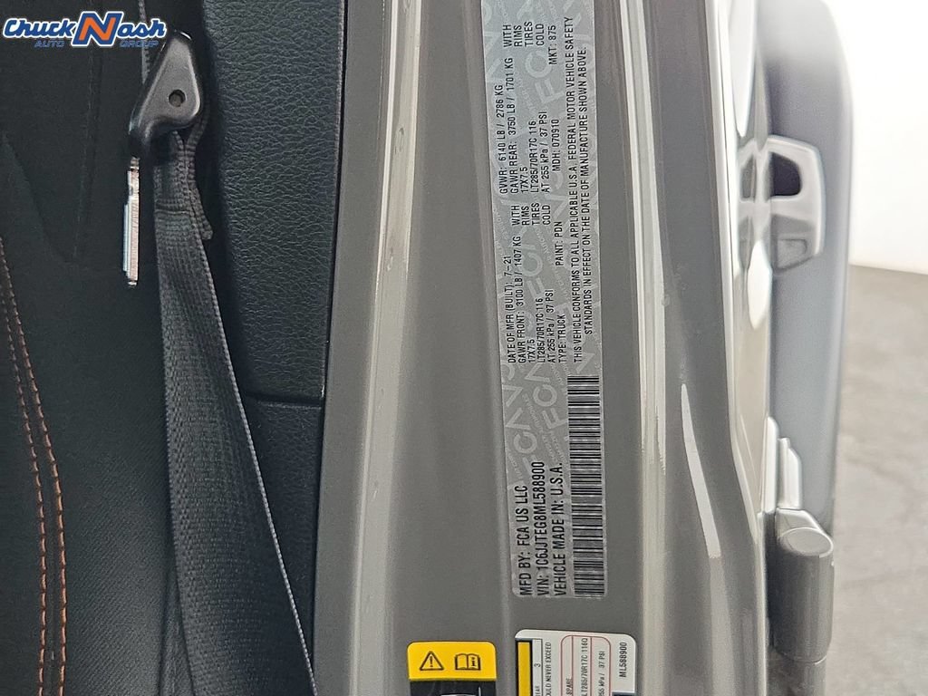 Used 2021  Jeep Mojave image 38